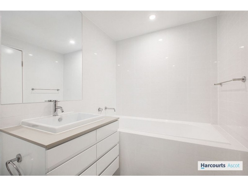 4135/37c Hercules Street, Hamilton QLD 4007