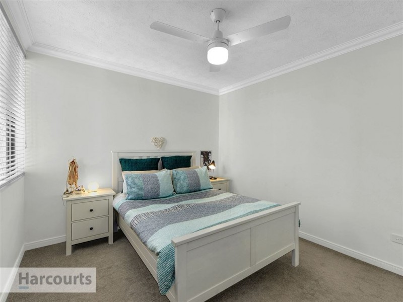 2/49 Racecourse Road, Hamilton QLD 4007