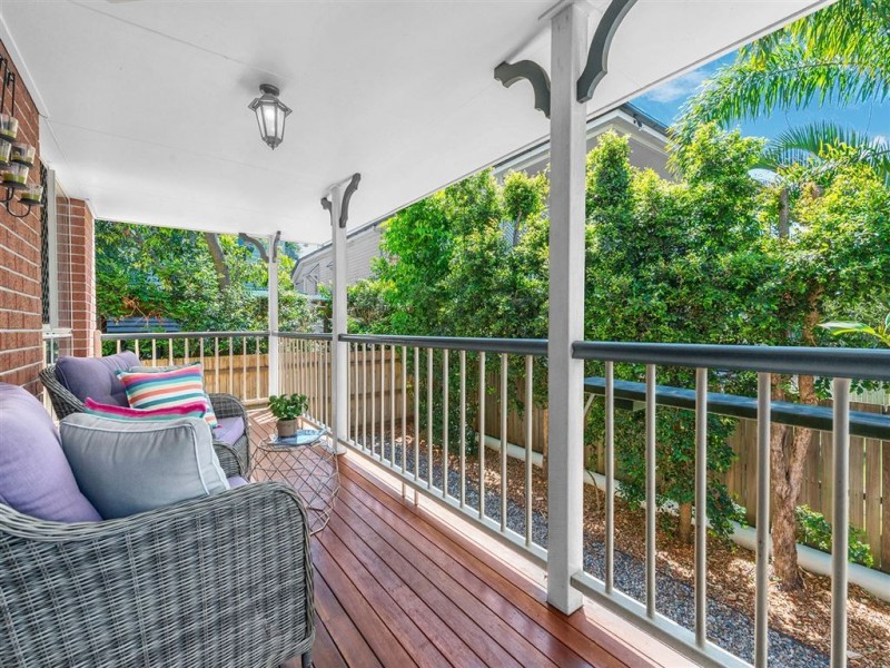 4/129 Franz Road, Clayfield QLD 4011