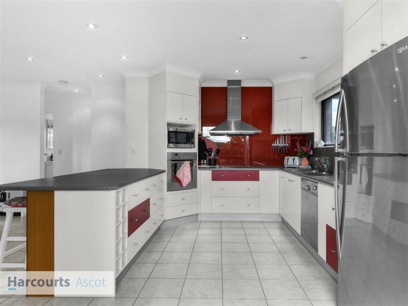 4/293 Lancaster Road, Ascot QLD 4007