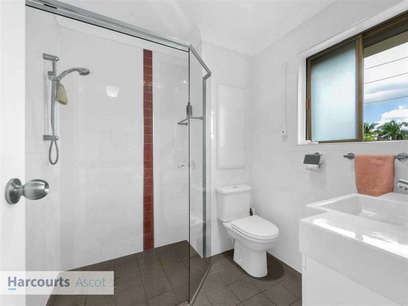 4/293 Lancaster Road, Ascot QLD 4007