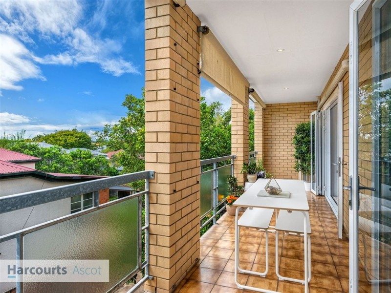 4/293 Lancaster Road, Ascot QLD 4007
