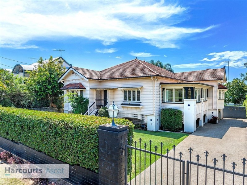 96 Bayview Terrace, Clayfield QLD 4011