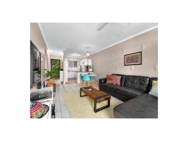 2/21 Arran Avenue, Hamilton QLD 4007