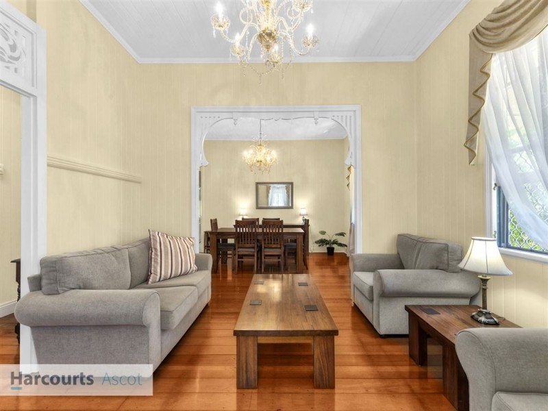 7 Jackson Street, Clayfield QLD 4011