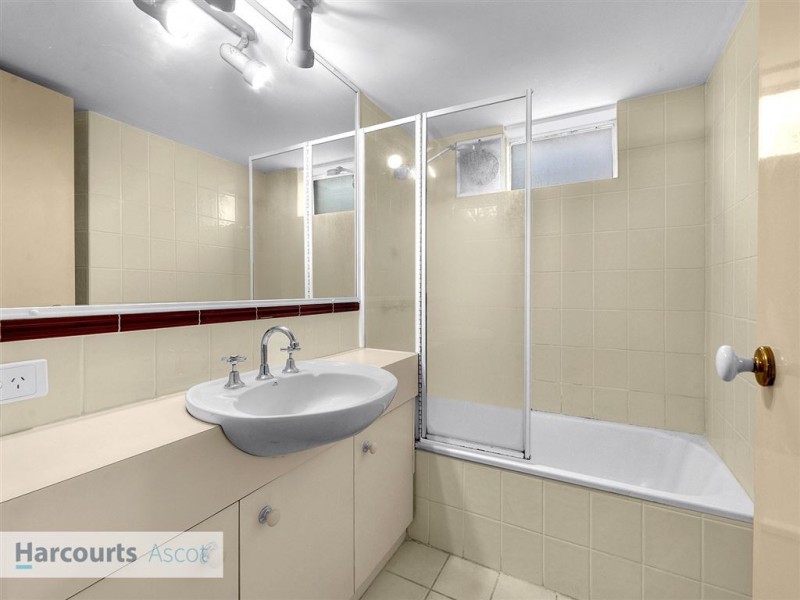 4/38 Rossiter Parade, Hamilton QLD 4007