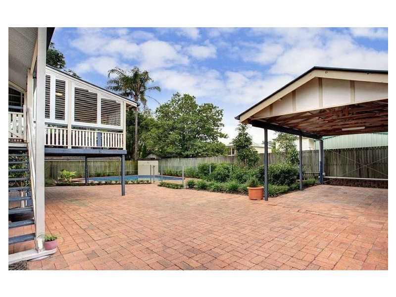 16 Childs Street, Clayfield QLD 4011
