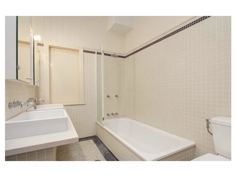 16 Childs Street, Clayfield QLD 4011