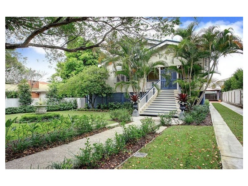 16 Childs Street, Clayfield QLD 4011