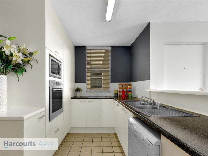 21/17 Whyenbah Street, Hamilton QLD 4007