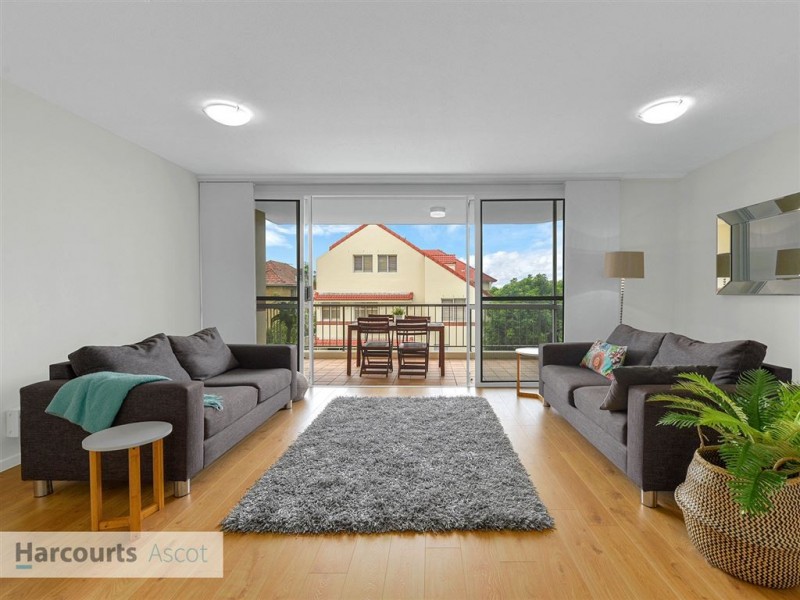 21/17 Whyenbah Street, Hamilton QLD 4007