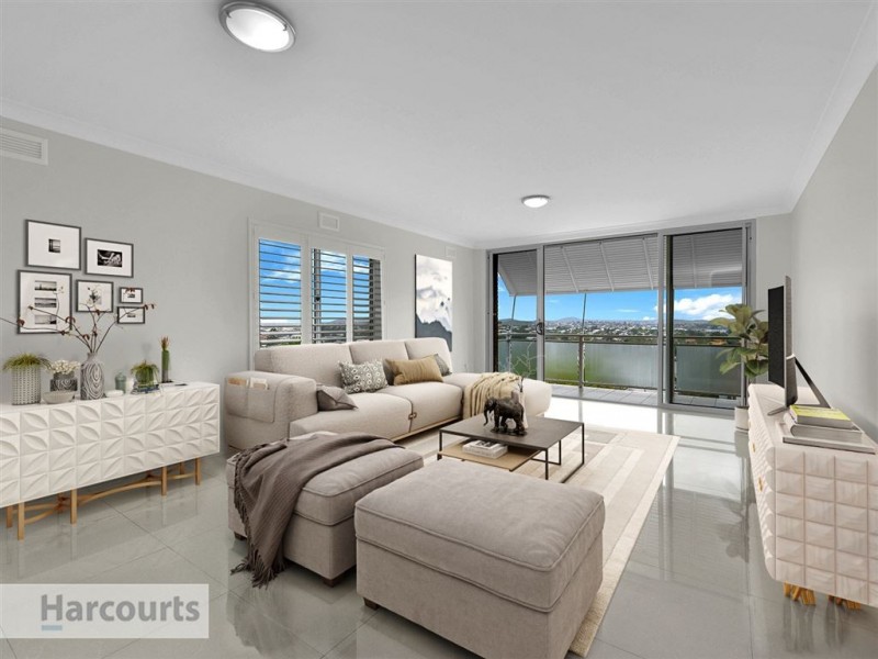 35 Langside Road, Hamilton QLD 4007