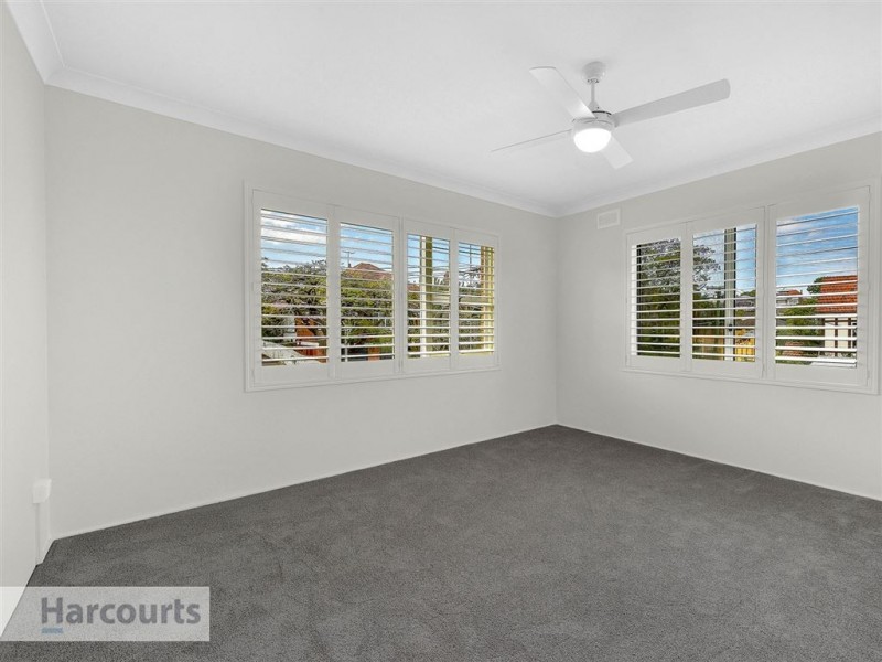 35 Langside Road, Hamilton QLD 4007