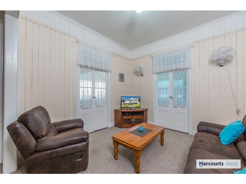 297 Nudgee Road, Hendra QLD 4011