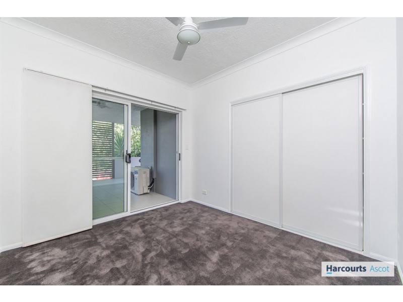 4/654 Kingsford Smith Drive, Hamilton QLD 4007