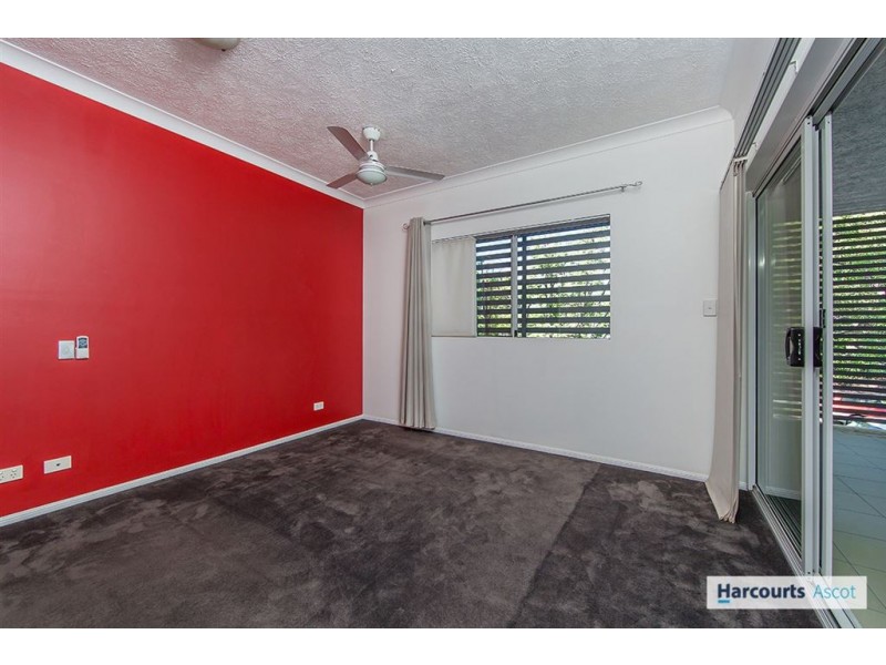 4/654 Kingsford Smith Drive, Hamilton QLD 4007