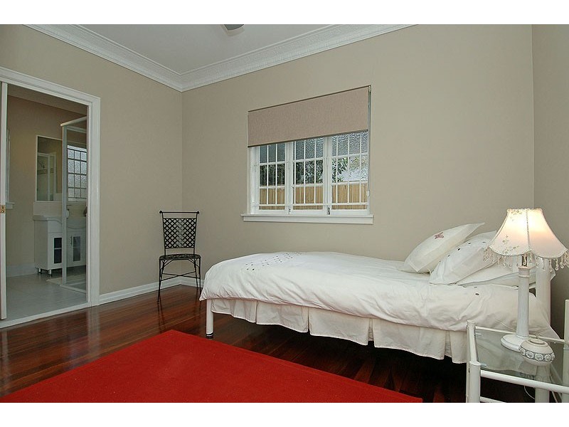 35 Olive Street, Hendra QLD 4011