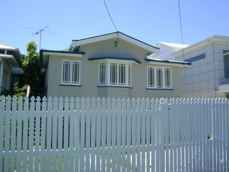 10 Vine Street, Ascot QLD 4007