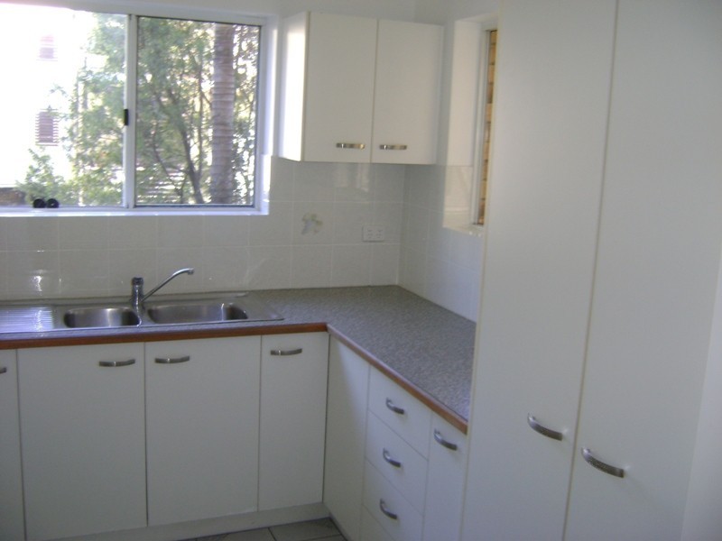 3/161 Allen Street, Hamilton QLD 4007