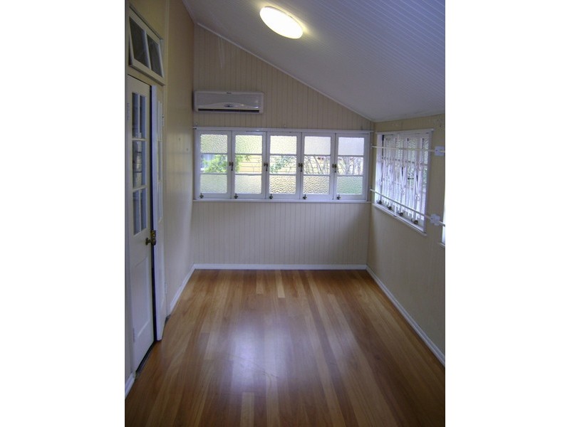 34 Nudgee Road, Hamilton QLD 4007