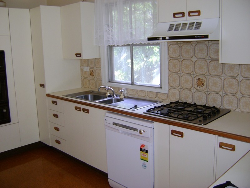 86 Woodville Street, Hendra QLD 4011