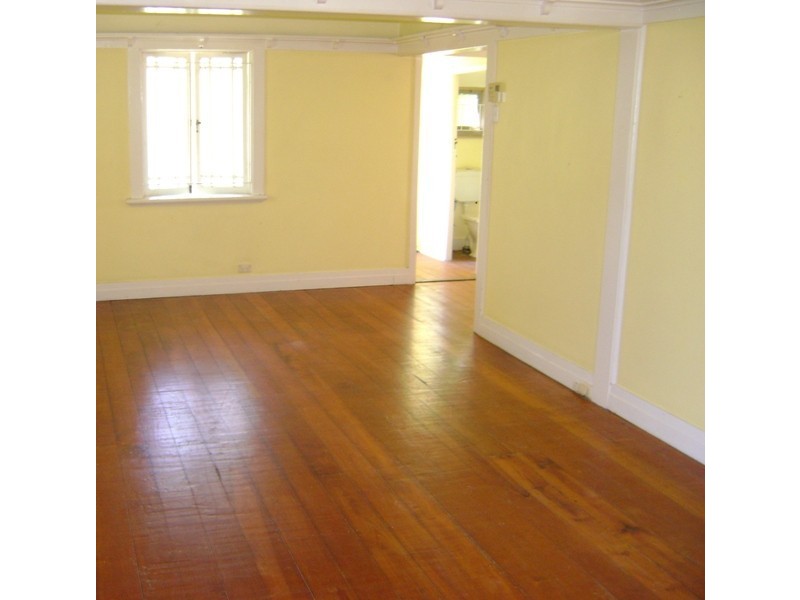 10 Vine St, Ascot QLD 4007