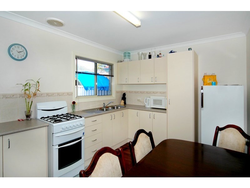 1/31a Island Queen Street, Withers WA 6230