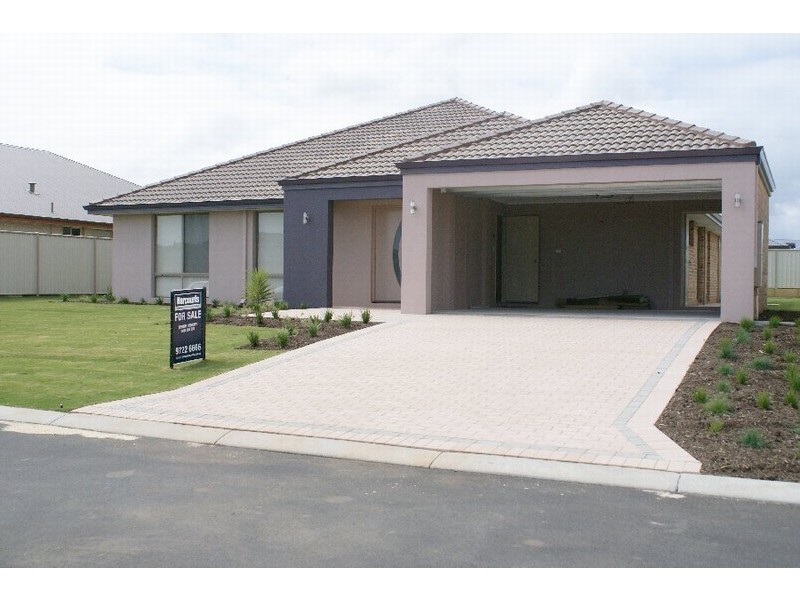 65 The Boulevard, Australind WA 6233