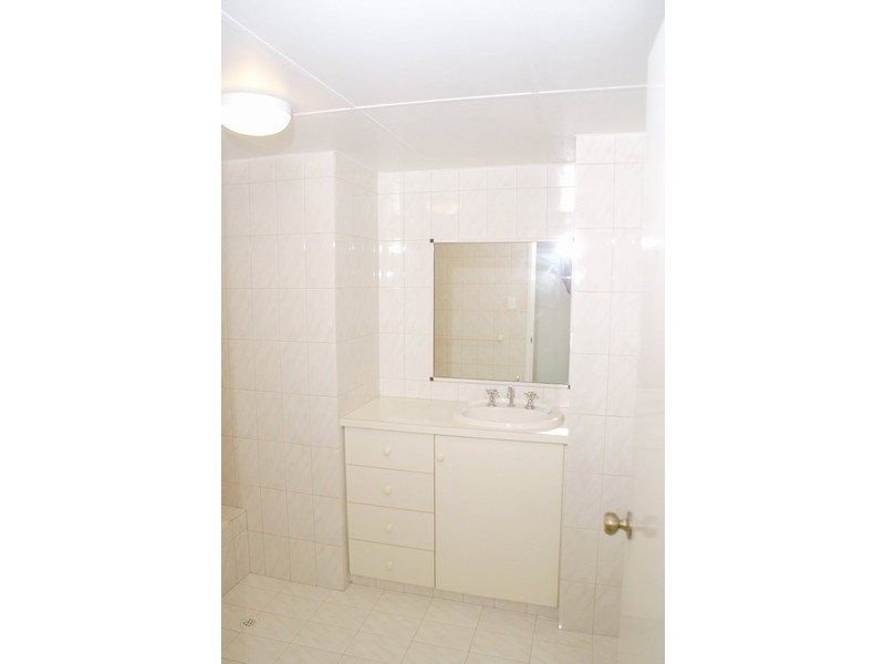 8/25 Upper Esplanade, Bunbury WA 6230