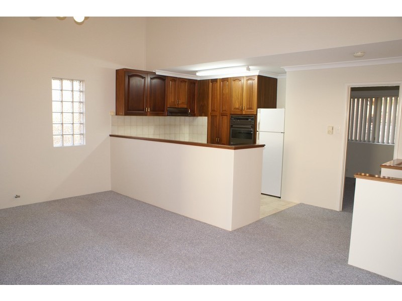 8/25 Upper Esplanade, Bunbury WA 6230