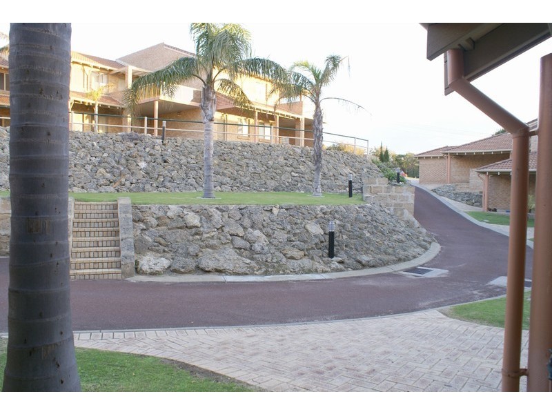 8/25 Upper Esplanade, Bunbury WA 6230