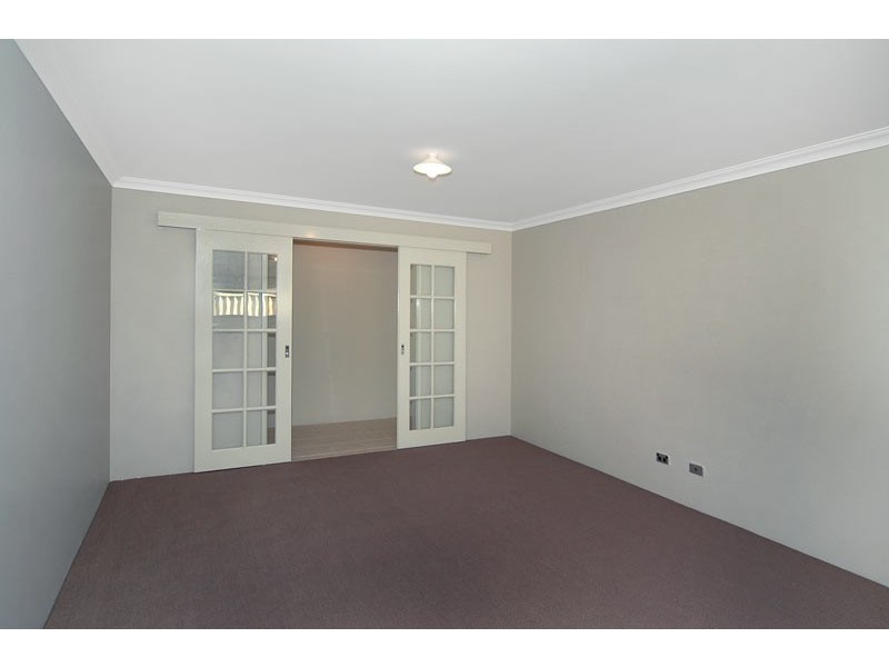 17 Chamberlain Grove, Millbridge WA 6232