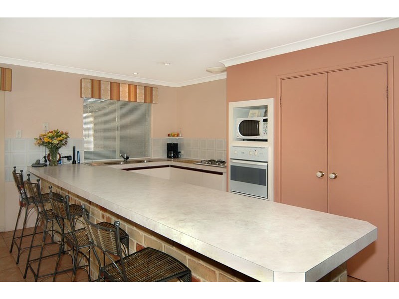 17 Scarlet Drive, Bunbury WA 6230