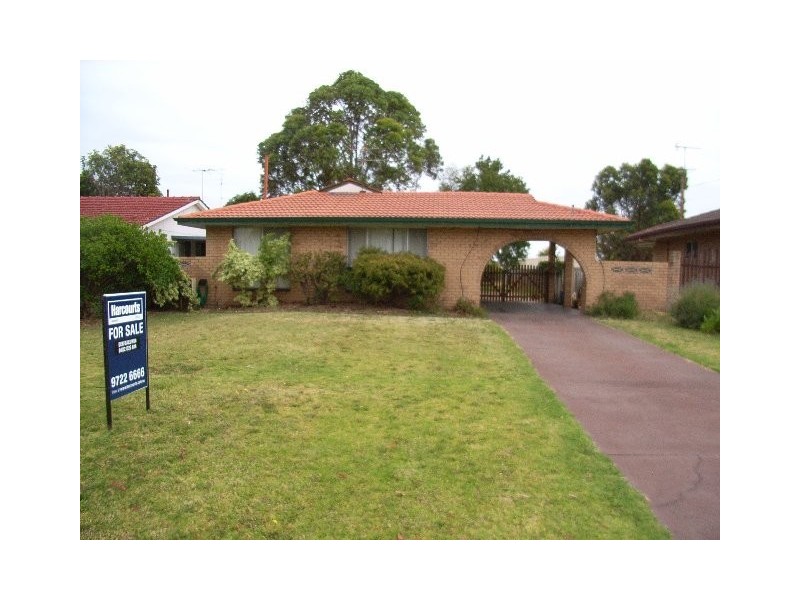 172 Clarke Street East, Carey Park WA 6230