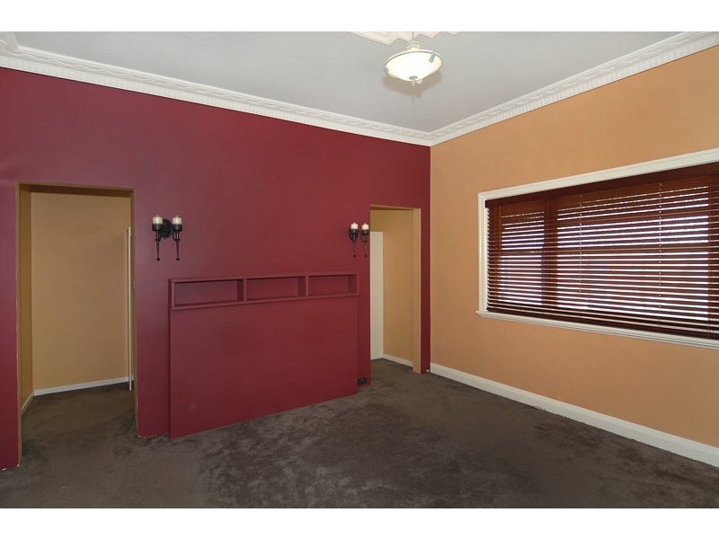 17 Moore Street, East Bunbury WA 6230