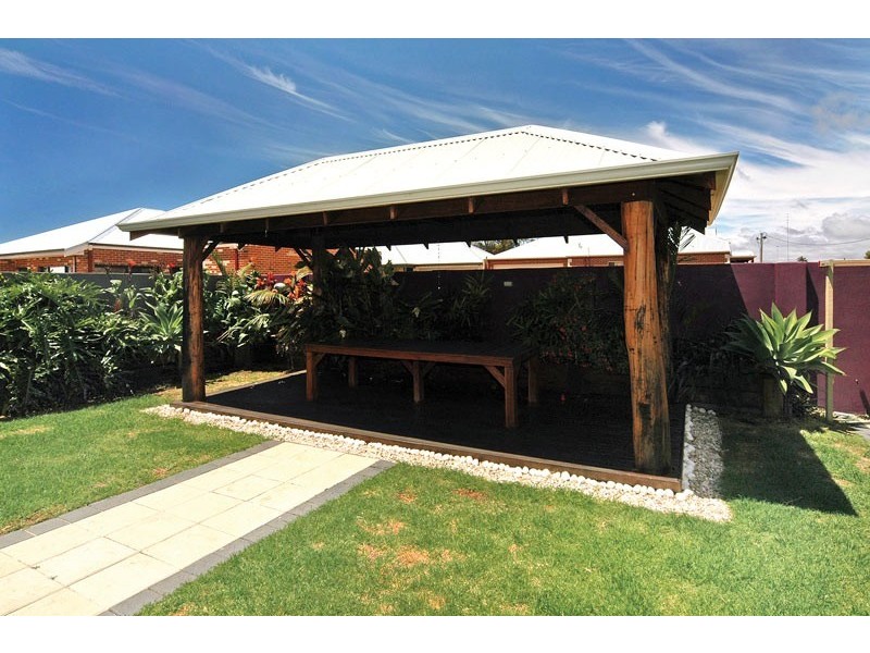 17 Moore Street, East Bunbury WA 6230