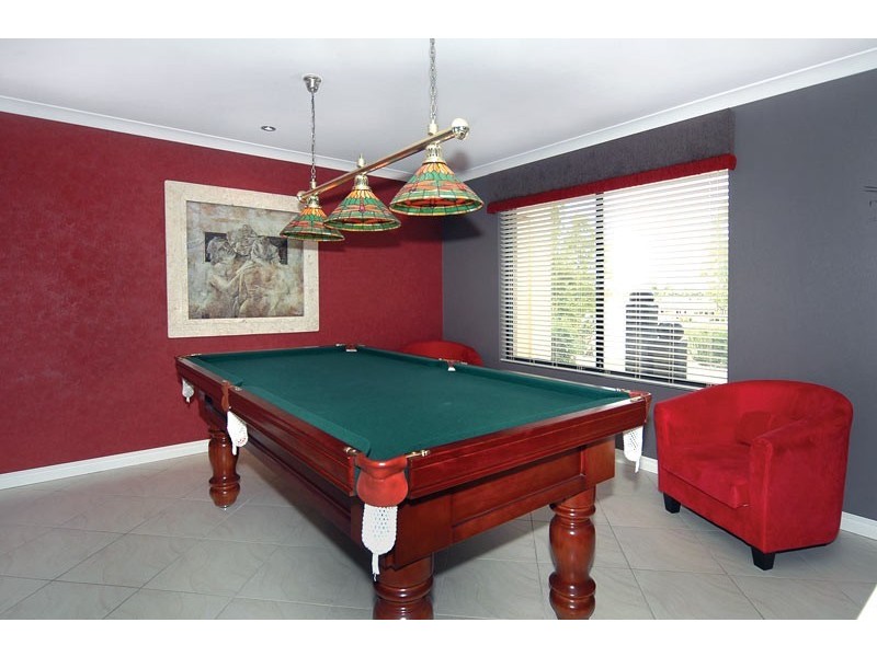 35 Somerville Drive, College Grove WA 6230