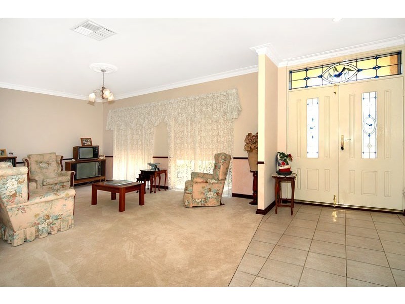 40 Tributary Place, Leschenault WA 6233