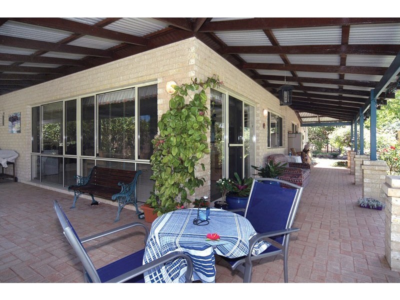40 Tributary Place, Leschenault WA 6233