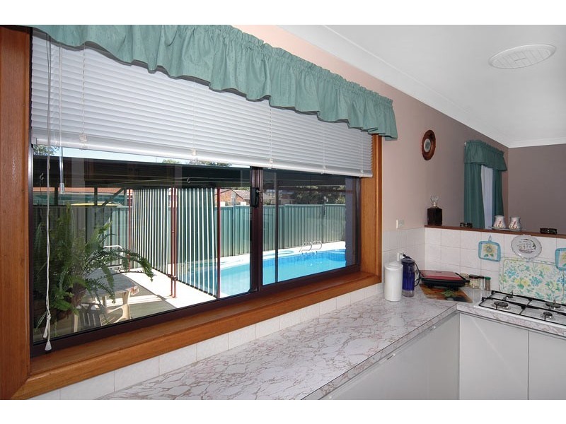 6 Dawe Street, Australind WA 6233