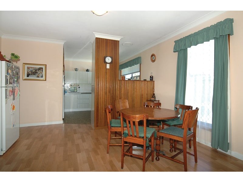6 Dawe Street, Australind WA 6233