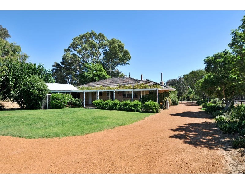 16 GARDINER, Roelands WA 6226