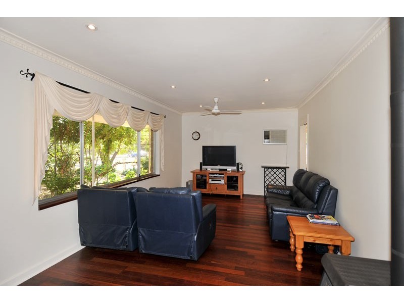 16 GARDINER, Roelands WA 6226