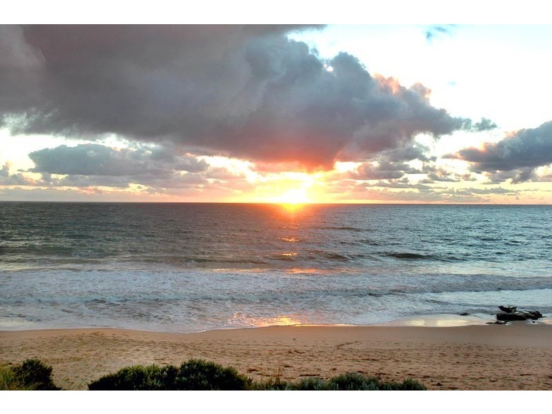 9/3 Clifton, Bunbury WA 6230
