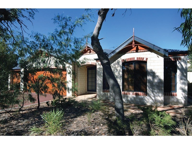 18 SANDPIPER, Australind WA 6233