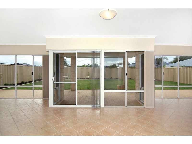 4 ELATA COURT, Glen Iris WA 6230