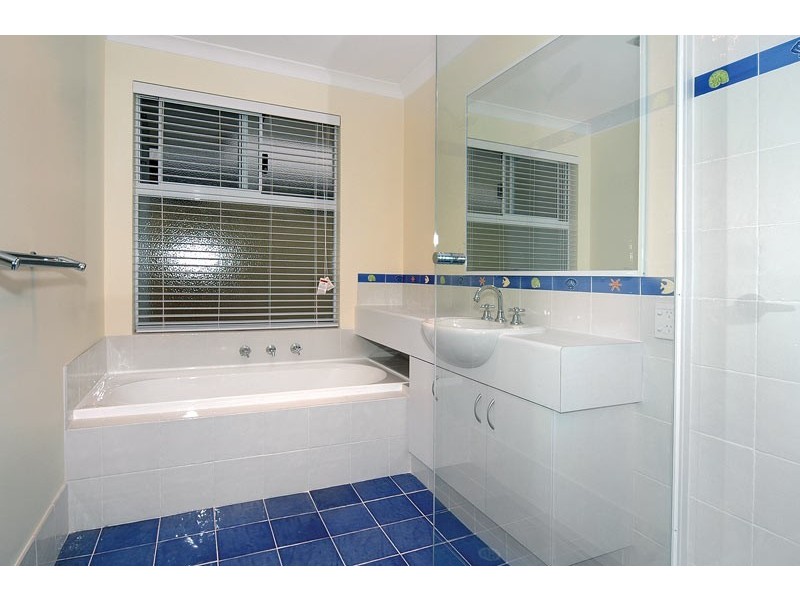 4 ELATA COURT, Glen Iris WA 6230