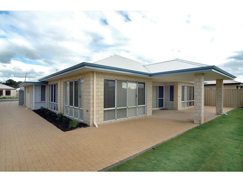 4 ELATA COURT, Glen Iris WA 6230