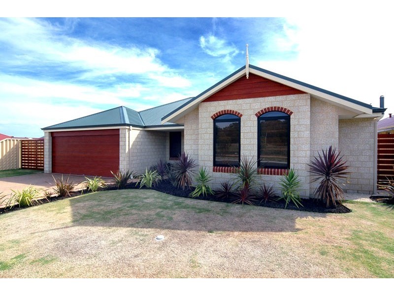 56 Illawarra Drive, Millbridge WA 6232