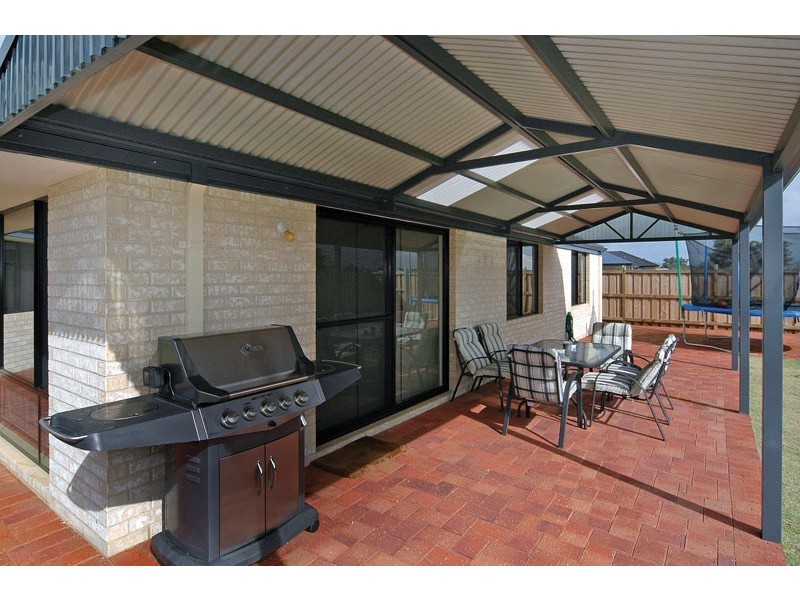 73 Glenfield Drive, Kingston WA 6256